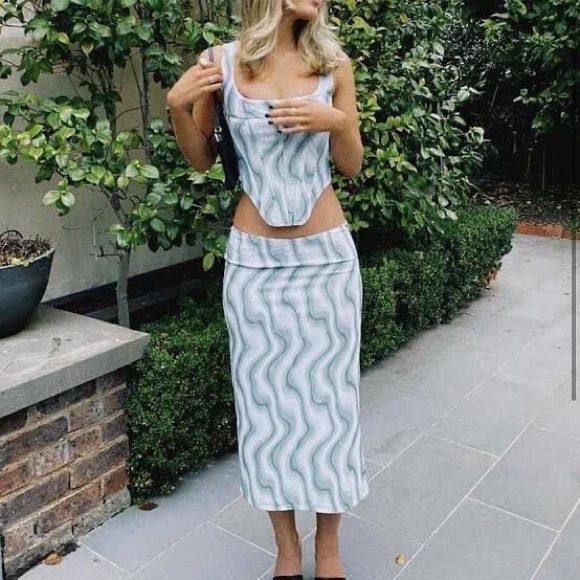 MIAOU Swerve Campbell Corset Set Moni Midi Slit Skirt Duo Set Sold Out - Picture 6 of 14